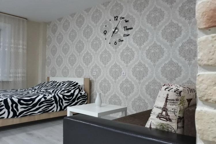 Отличная квартира-студия на сутки в центральной части города